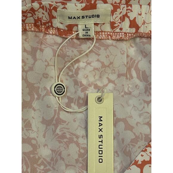 NWT Max Studio Red and White Floral Skirt Women's size L - Picture 3 of 4